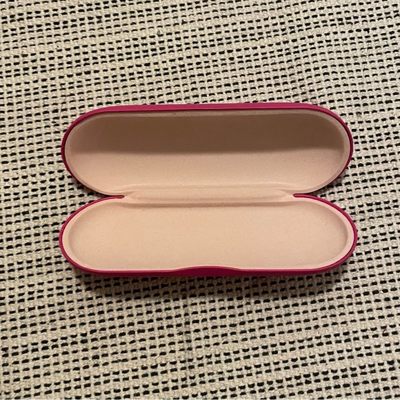 Hello Kitty Eyeglass case - Picture 5 of 5